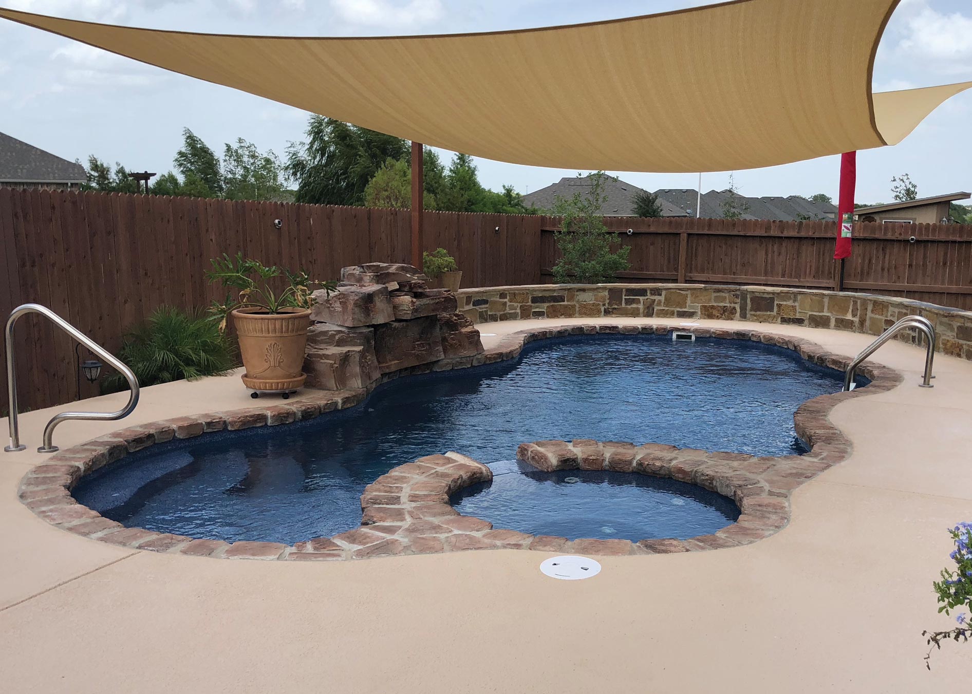 laguna fiberglass pool price