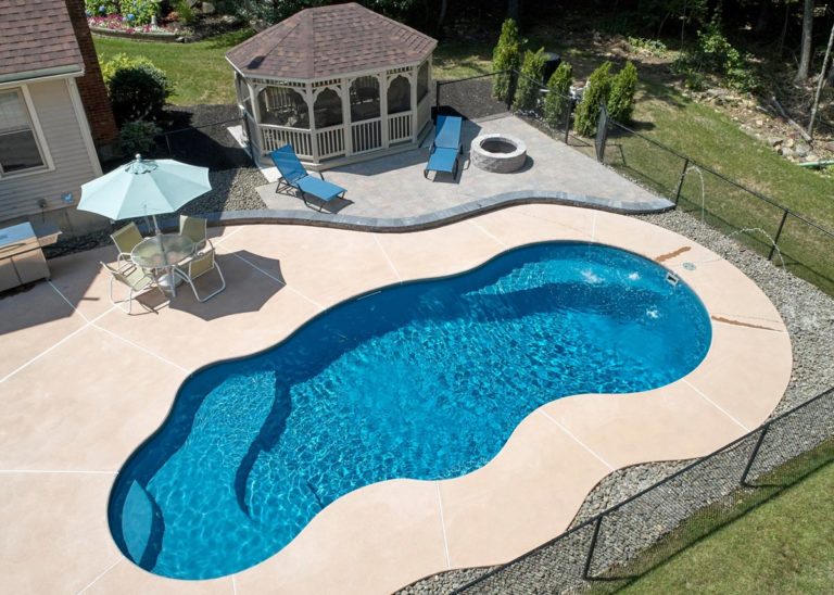 fiji pool latham