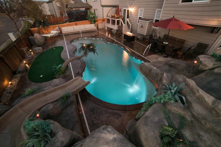 fiji fiberglass pool