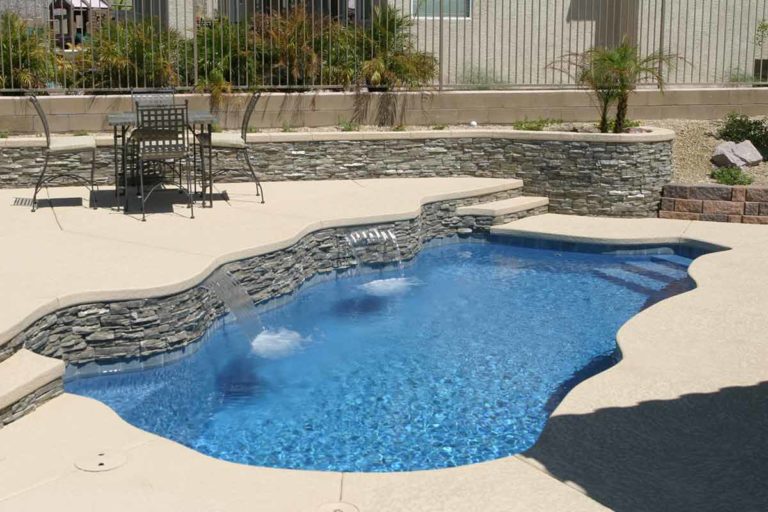 Key West 12' x 25' 7″ Model Pool | Latham Pool