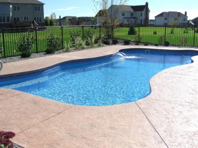 Cape Cod 14' x 31' Model Pool | Latham Pool