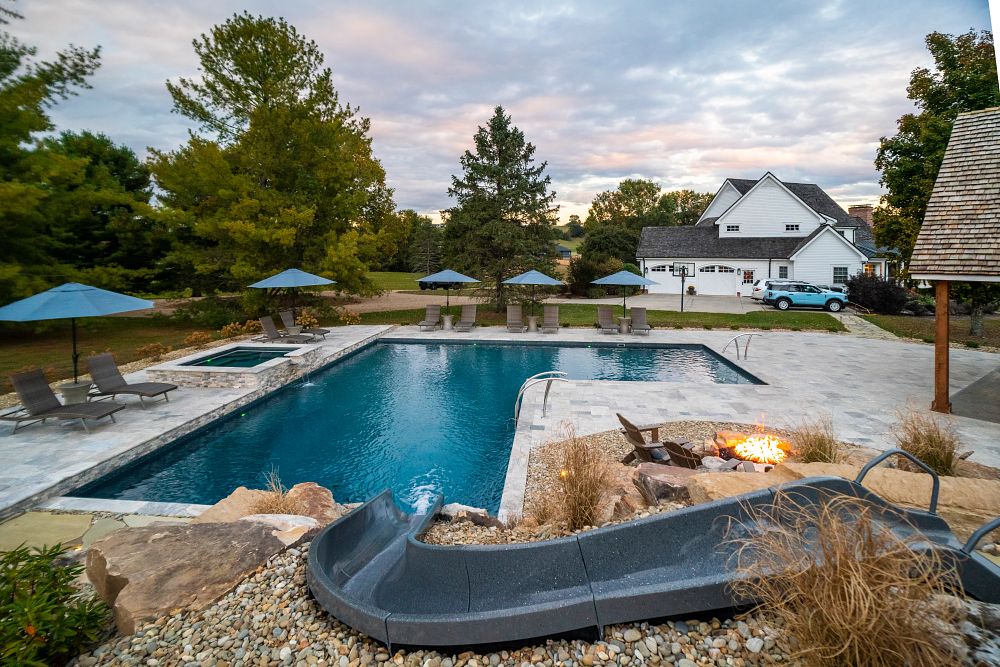 vinyl liner pool with straight leg slide and custom water features